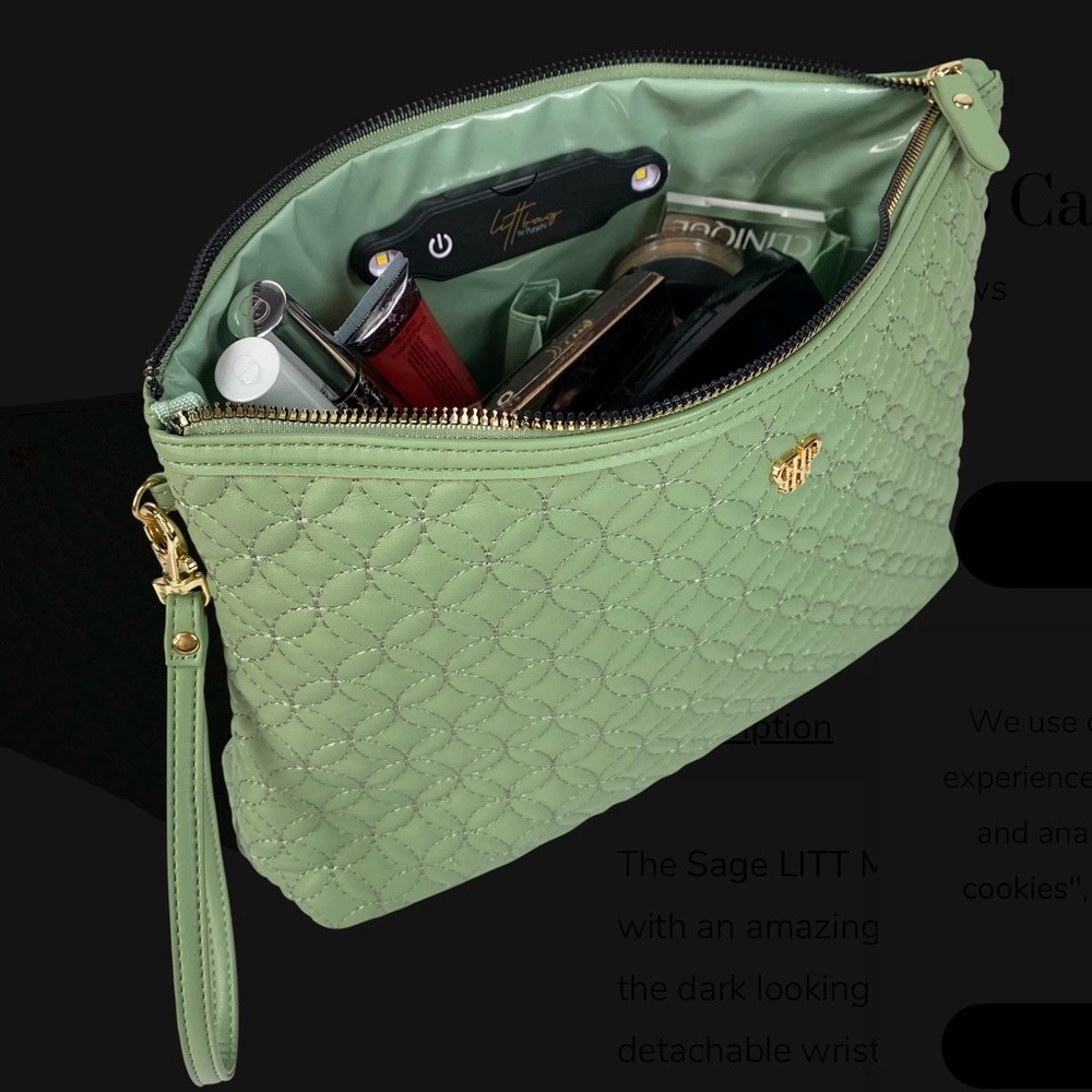 PurseN Sage LITT Makeup Case-NWT-quilted vegan leather/LED lit/4 int pkts/…